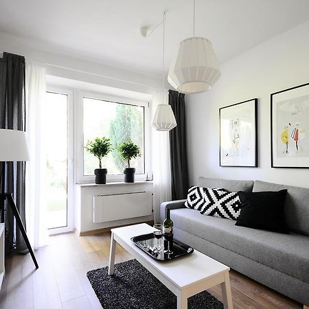 A Place Like Home Apartamenty Wiewiorcza Gdańsk Eksteriør bilde